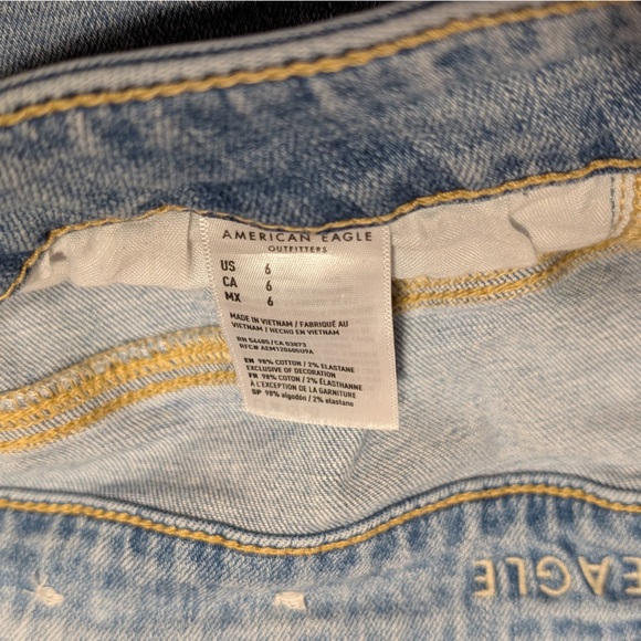 American Eagle Distressed High Rise Shortie Denim Shorts Size 6 - Picture 5 of 5